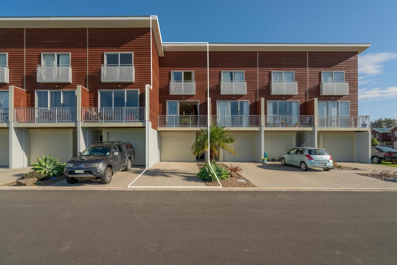 Ocean Serenity Apartments Whitianga Exterior photo