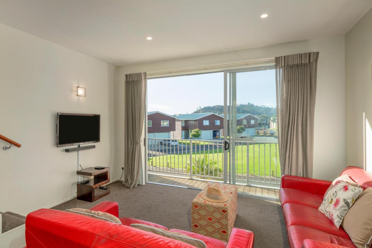 Ocean Serenity Apartments Whitianga Exterior photo